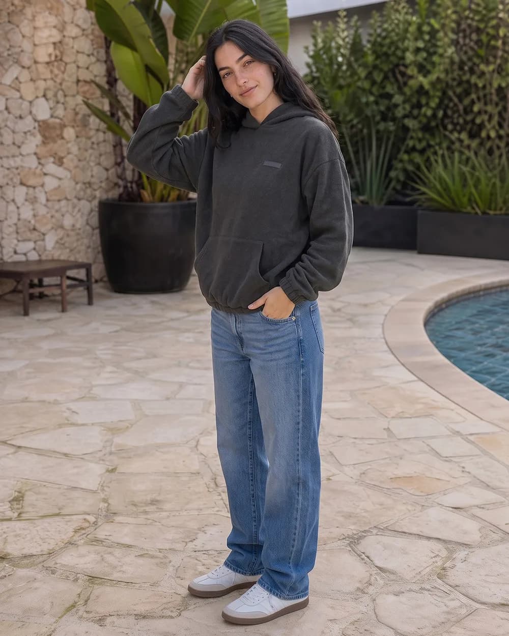 Oversized hoodie, ShopOS output 4 of 5